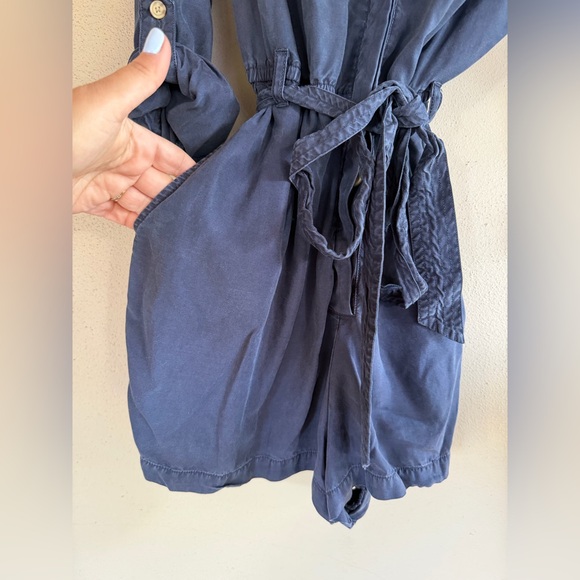 Abercrombie & Fitch Navy Blue Long Sleeve Romper - Picture 3 of 6
